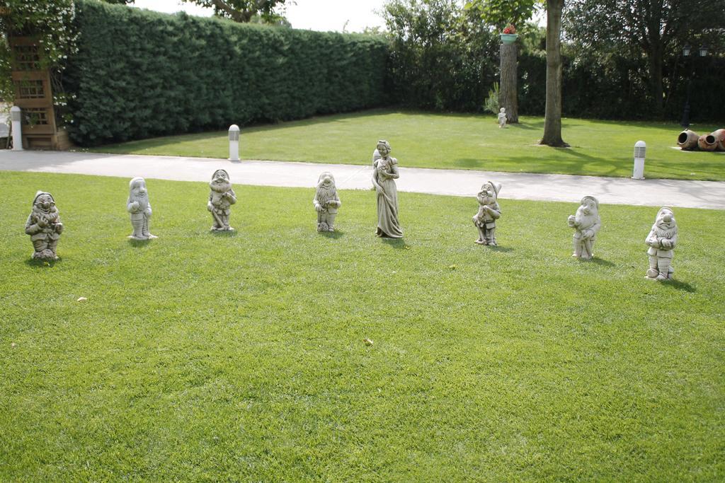 Jardins Del Segria Hotel Лерида Екстериор снимка