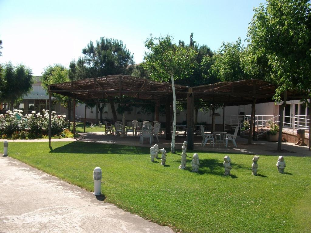 Jardins Del Segria Hotel Лерида Екстериор снимка