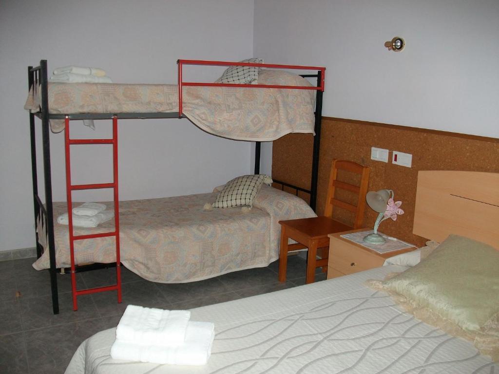Jardins Del Segria Hotel Лерида Стая снимка