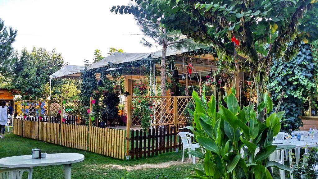 Jardins Del Segria Hotel Лерида Екстериор снимка